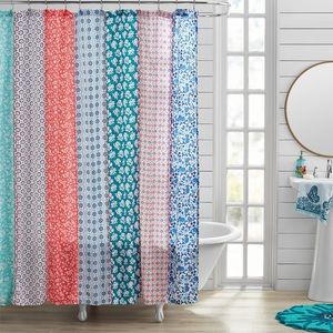 The Pioneer Woman Ditsy Patchwork Cotton-Rich Shower Curtain 72"x72" NEW